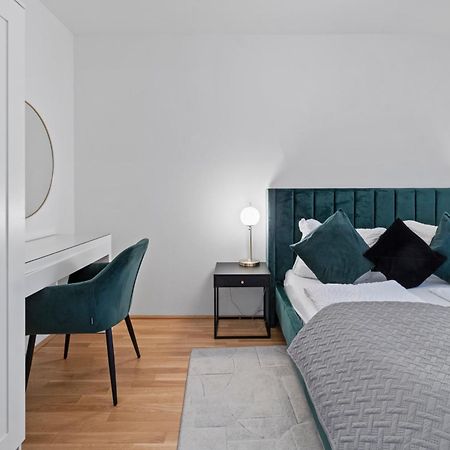 Balcony Apartment I 50 M² I Near City Center Vienna Luaran gambar