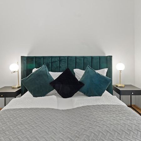 Balcony Apartment I 50 M² I Near City Center Vienna Luaran gambar