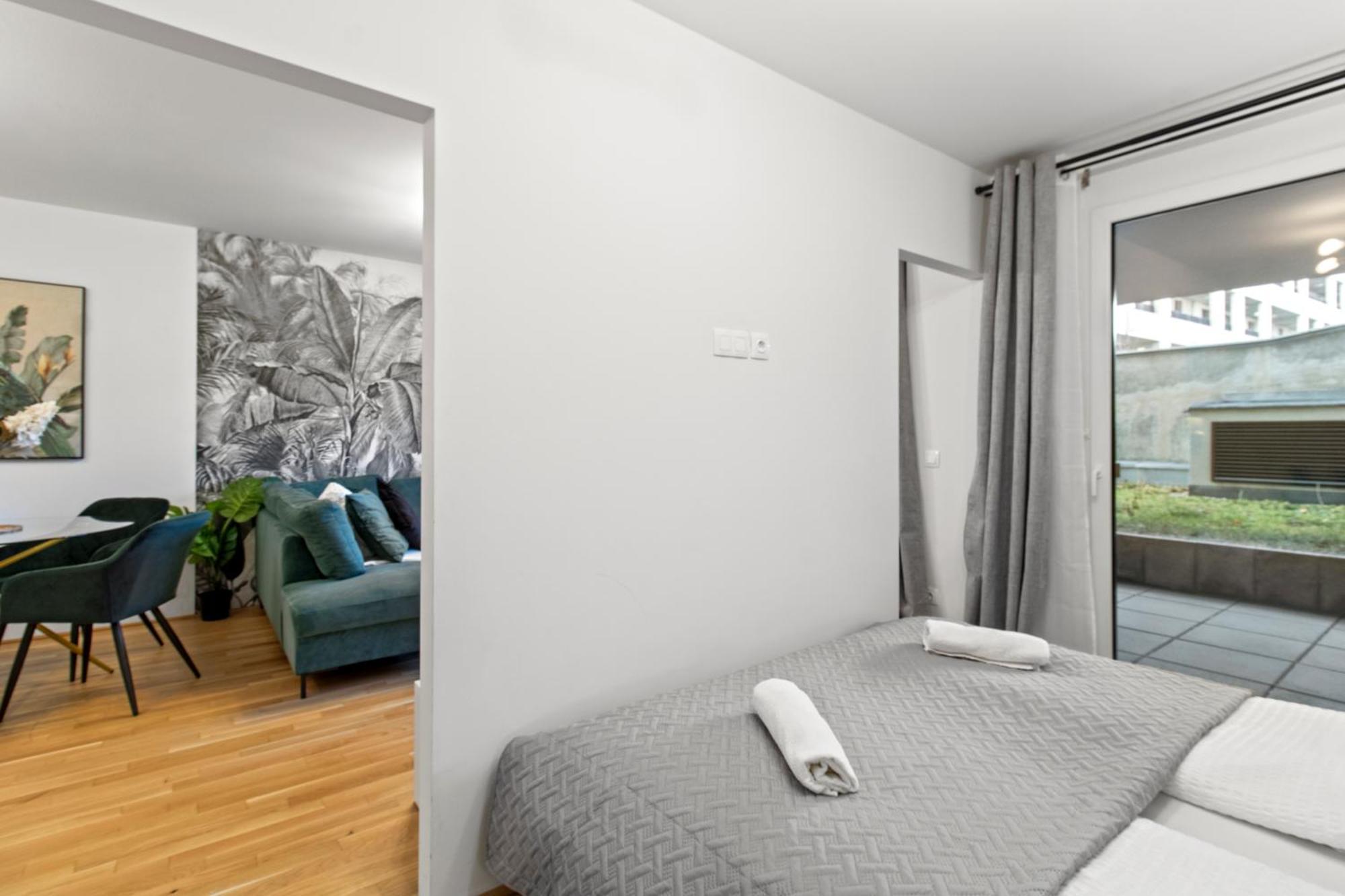 Balcony Apartment I 50 M² I Near City Center Vienna Luaran gambar