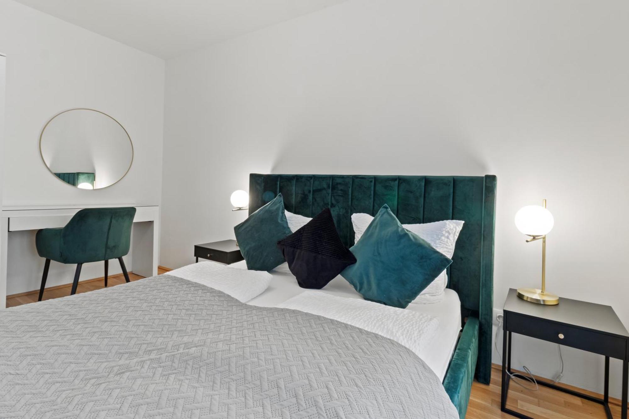 Balcony Apartment I 50 M² I Near City Center Vienna Luaran gambar