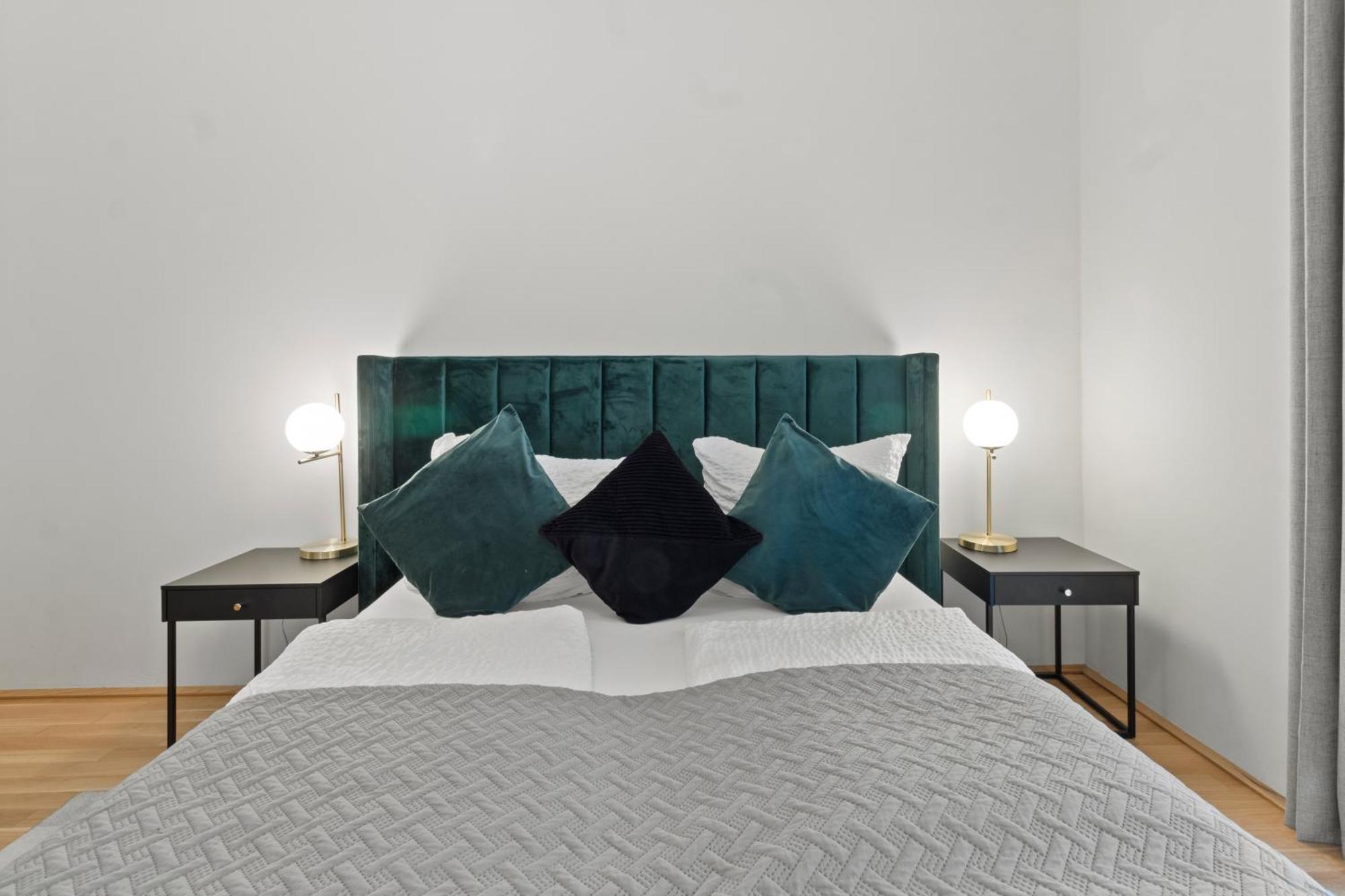 Balcony Apartment I 50 M² I Near City Center Vienna Luaran gambar
